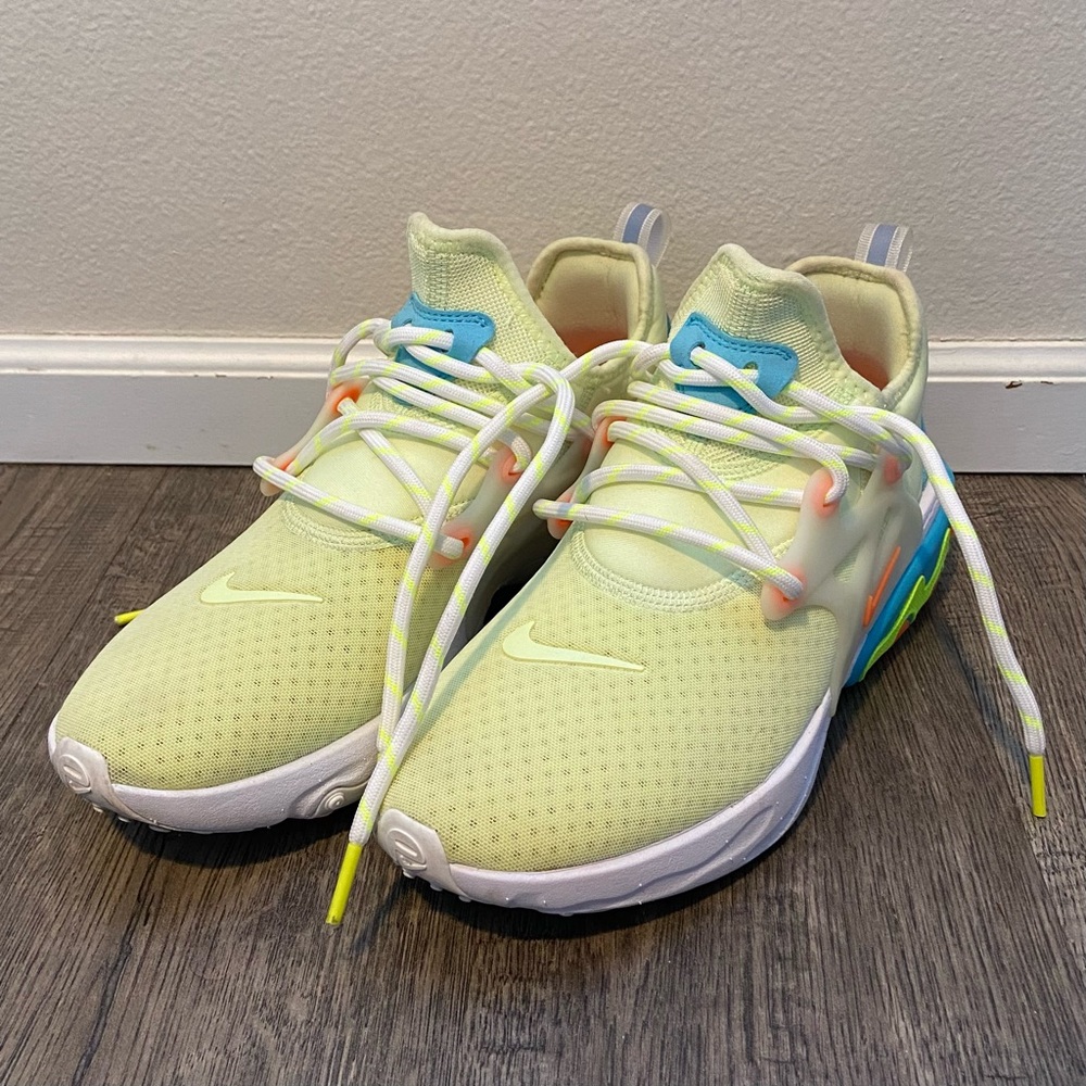 Nike Shoes Men’s Size 6 2019 React Presto ‘Psychedelic Lava’ Lace Up Tennis Shoe